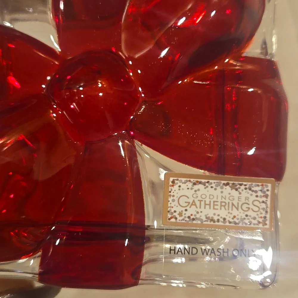 Godinger Gatherings Gorgeous Crystal/Red Ribbon Present Box - Picture 2 of 11